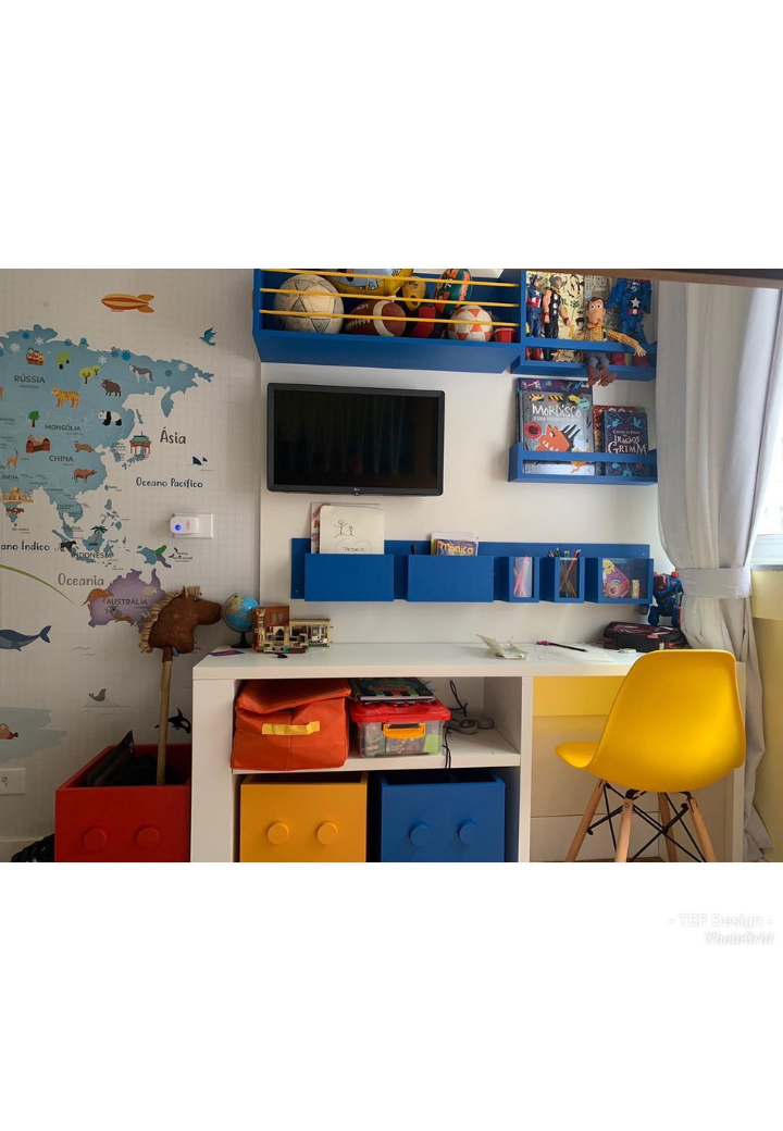 Kit Quarto Infantil – Mesa de Estudos, Organizador de Brinquedos e Prateleiras