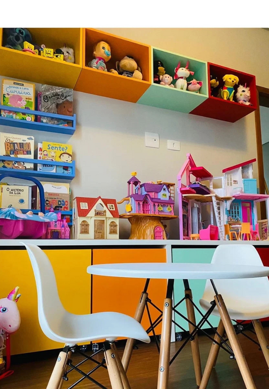 Kit Quarto Infantil – Mesa de Estudos, Caixas de Brinquedos, Nichos e Prateleiras