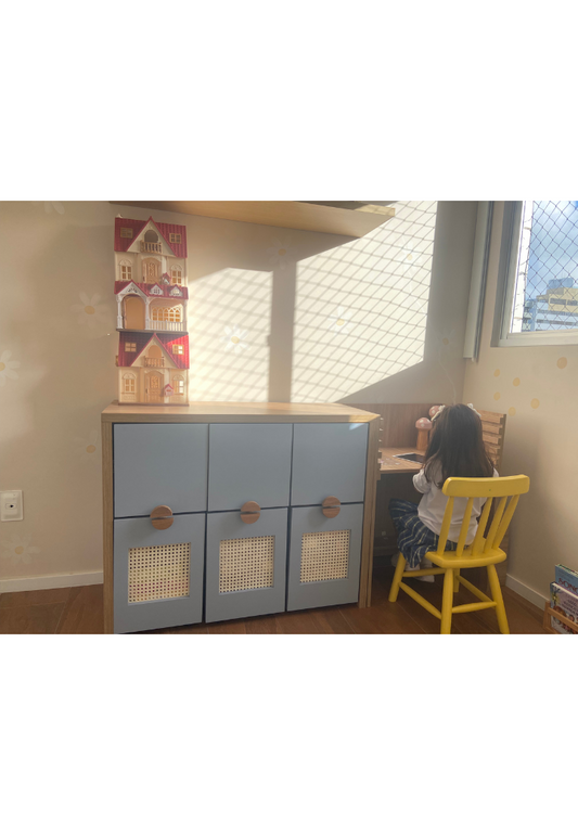 Estante/Organizador com Gavetas e Caixas de Brinquedos